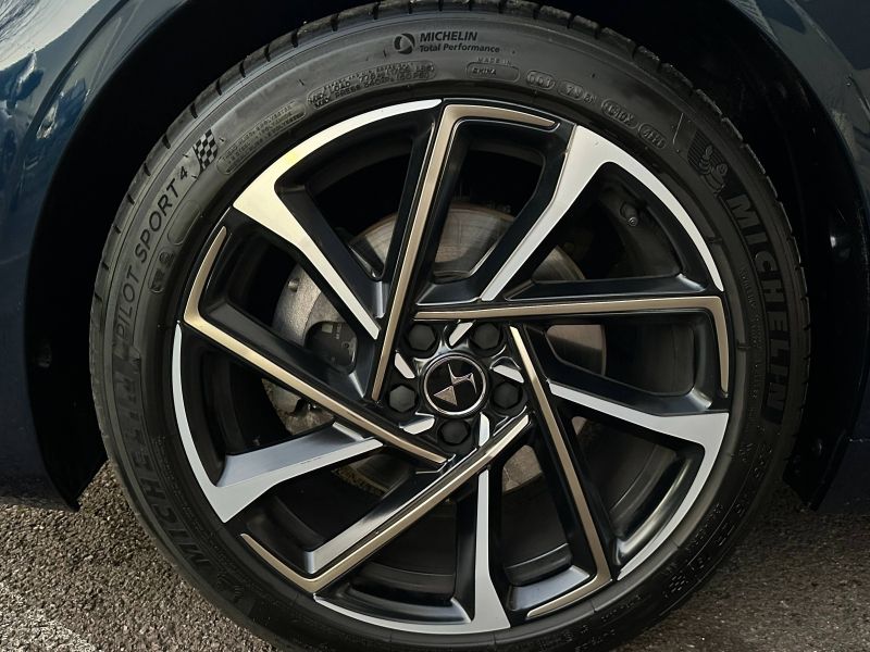 Théobald Occasion DS9 Berline Essence Bleu